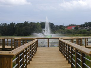 Cooter Pond fountain.JPG